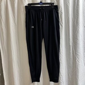 Under Armour Joggers. Size S. 30” Flat Waist Measurement.